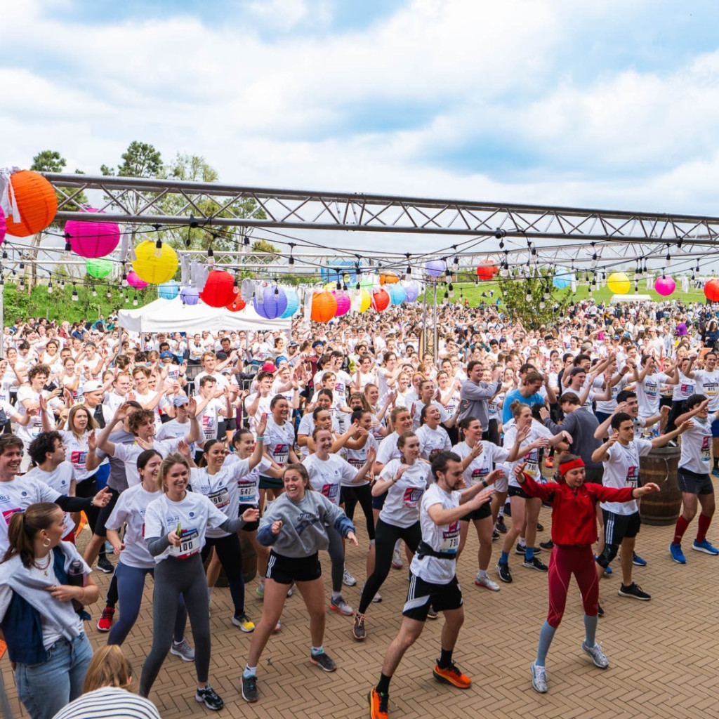 Foto - SFC Run to Fight Cancer - warming up - 2025